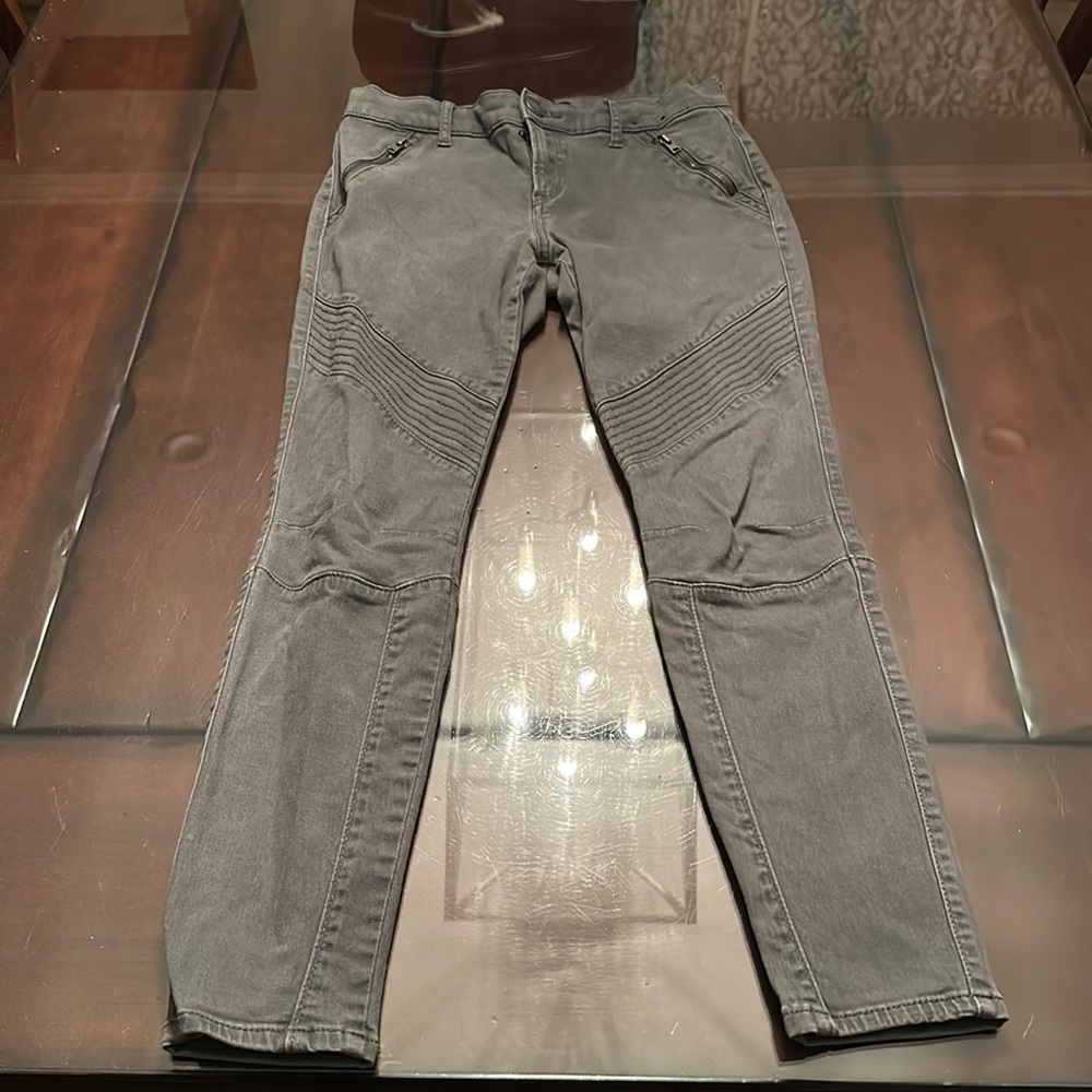 Women’s express gray jeans with zippers